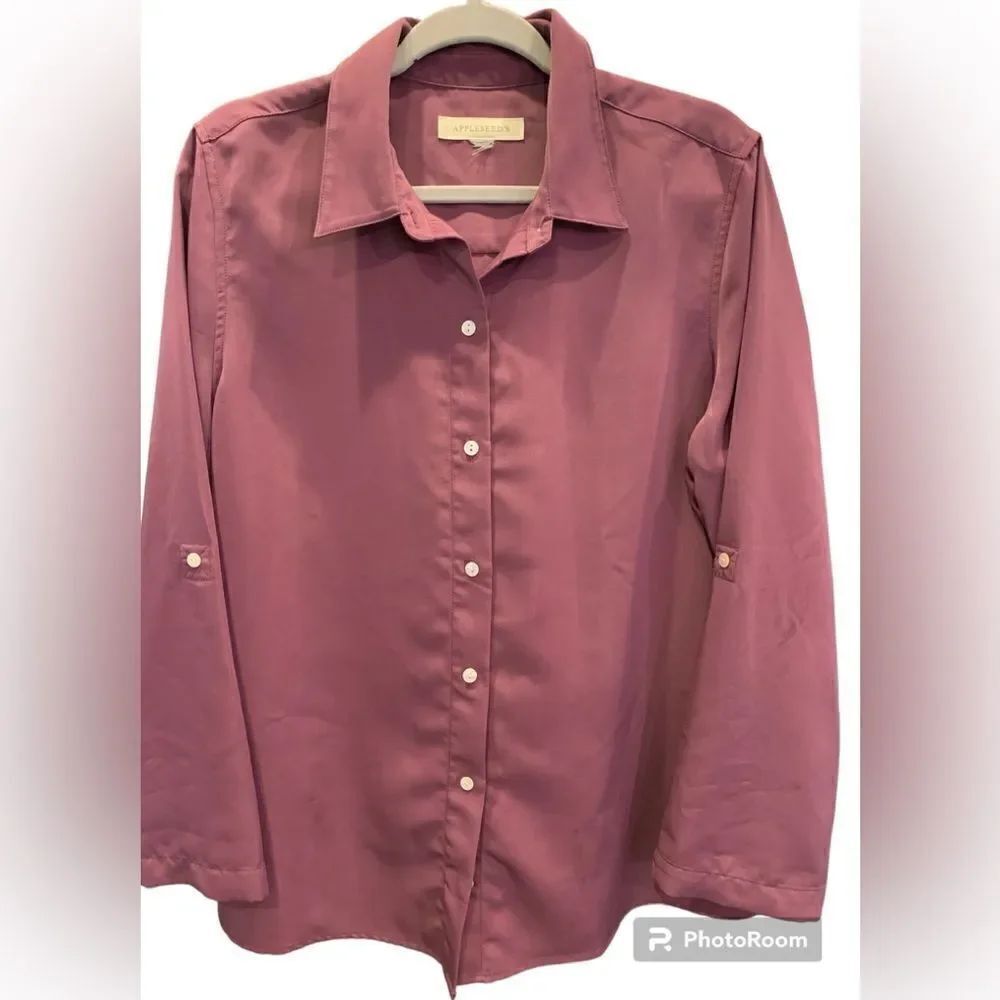 Appleseed’s Blouse button up style. Size: XL.